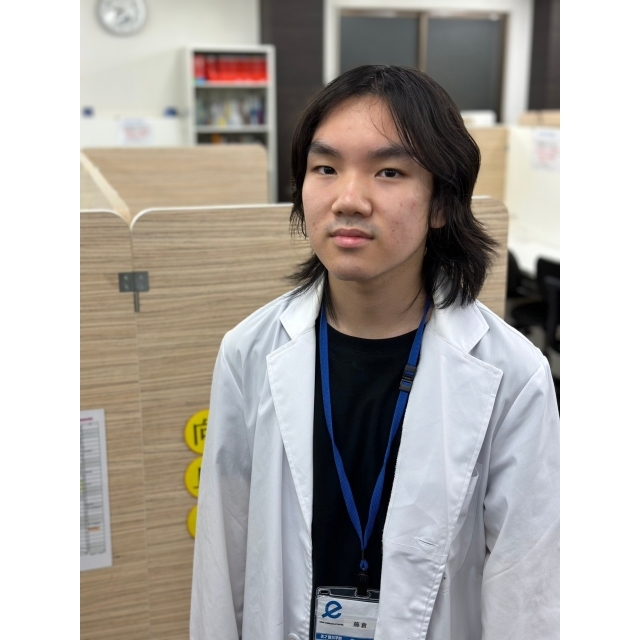 藤倉  連太郎