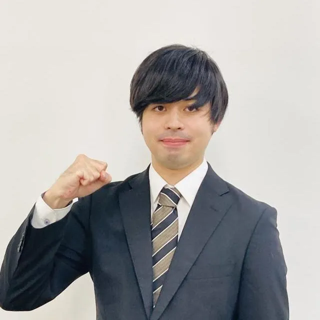 西山　享佑